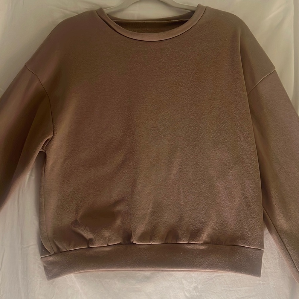Light brown 2 piece set, sweatshirt, sweatpants. Must purchase together!